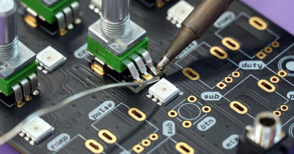 Use of Gold in the electronics and communications industry